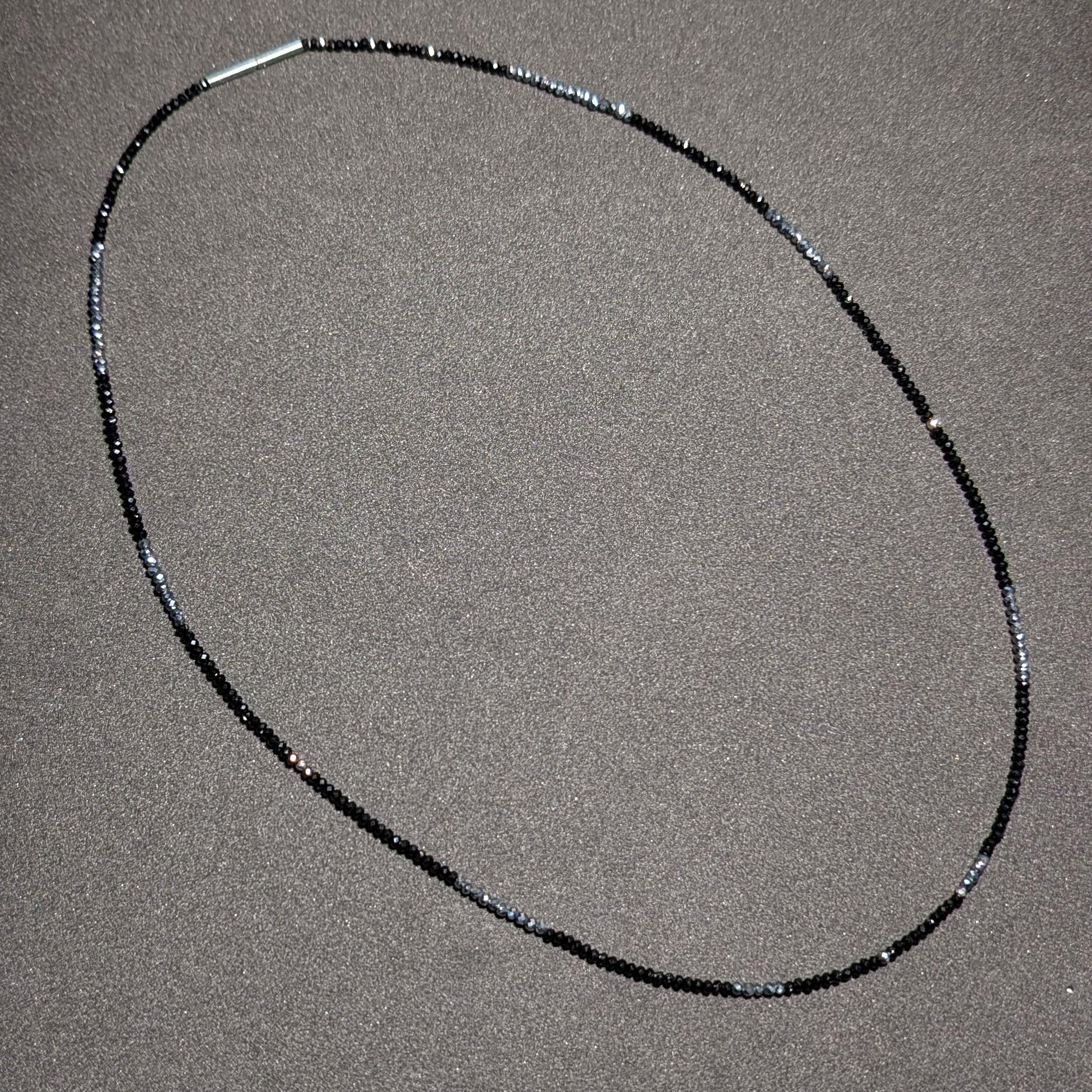 K18WG ホワイトゴールド トライアングルカット ブラックスピネル テラヘルツ ネックレス スポーツ選手愛用 ギフト | 14枚目