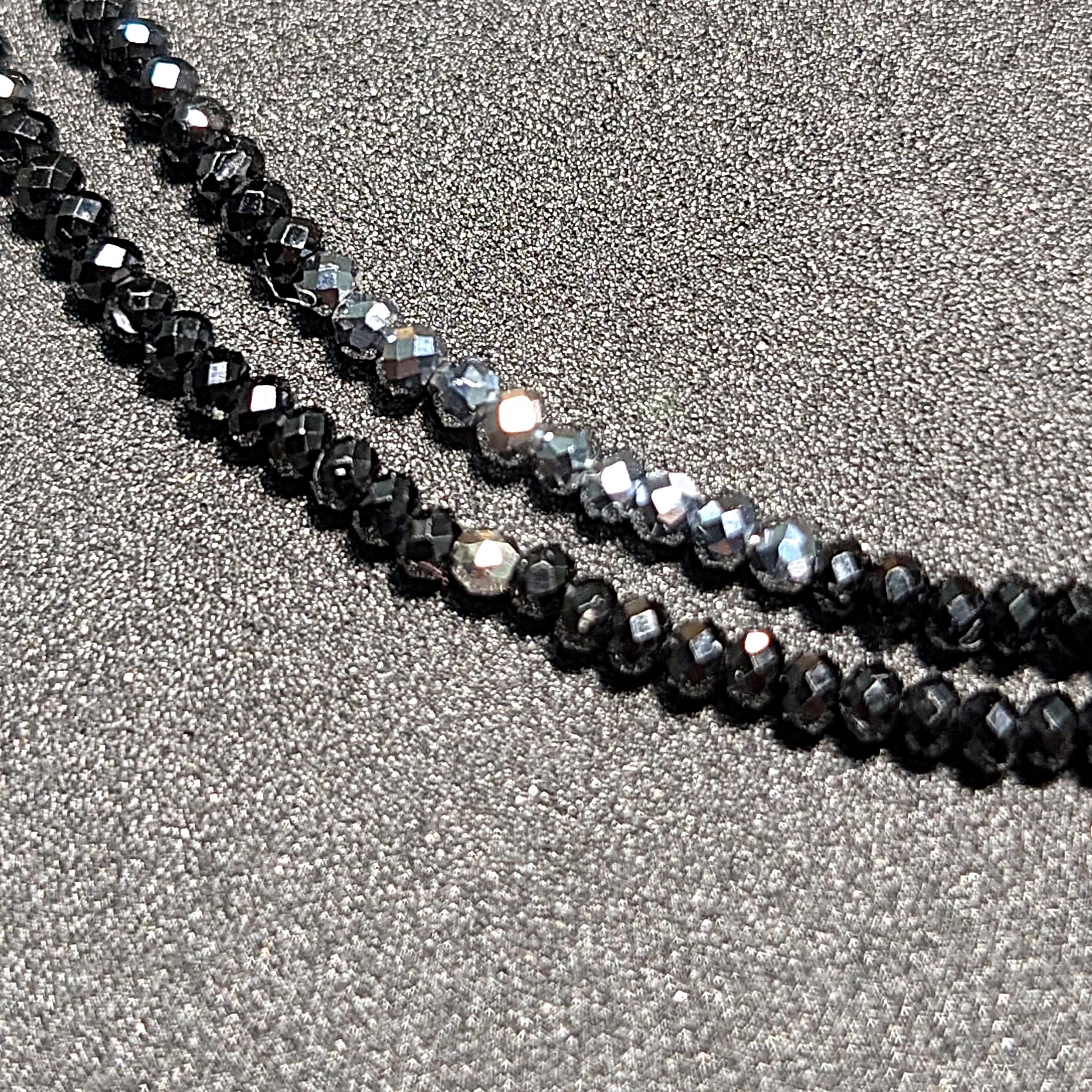 K18WG ホワイトゴールド トライアングルカット ブラックスピネル テラヘルツ ネックレス スポーツ選手愛用 ギフト | 15枚目