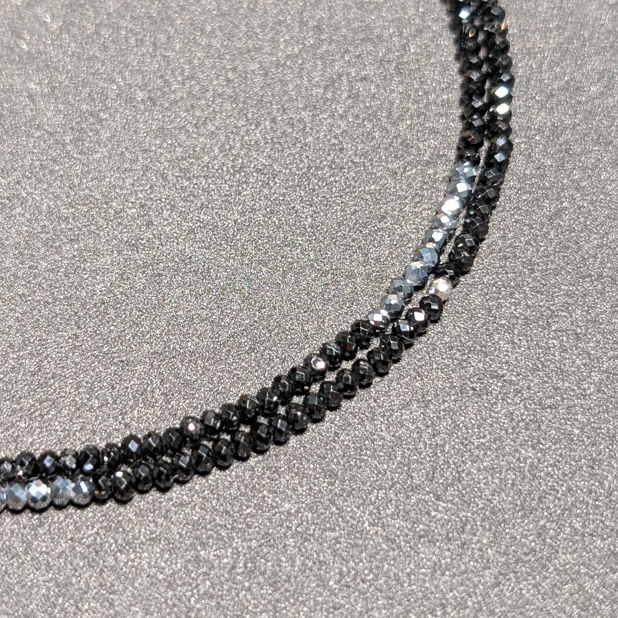 K18WG ホワイトゴールド トライアングルカット ブラックスピネル テラヘルツ ネックレス スポーツ選手愛用 ギフト | 3枚目