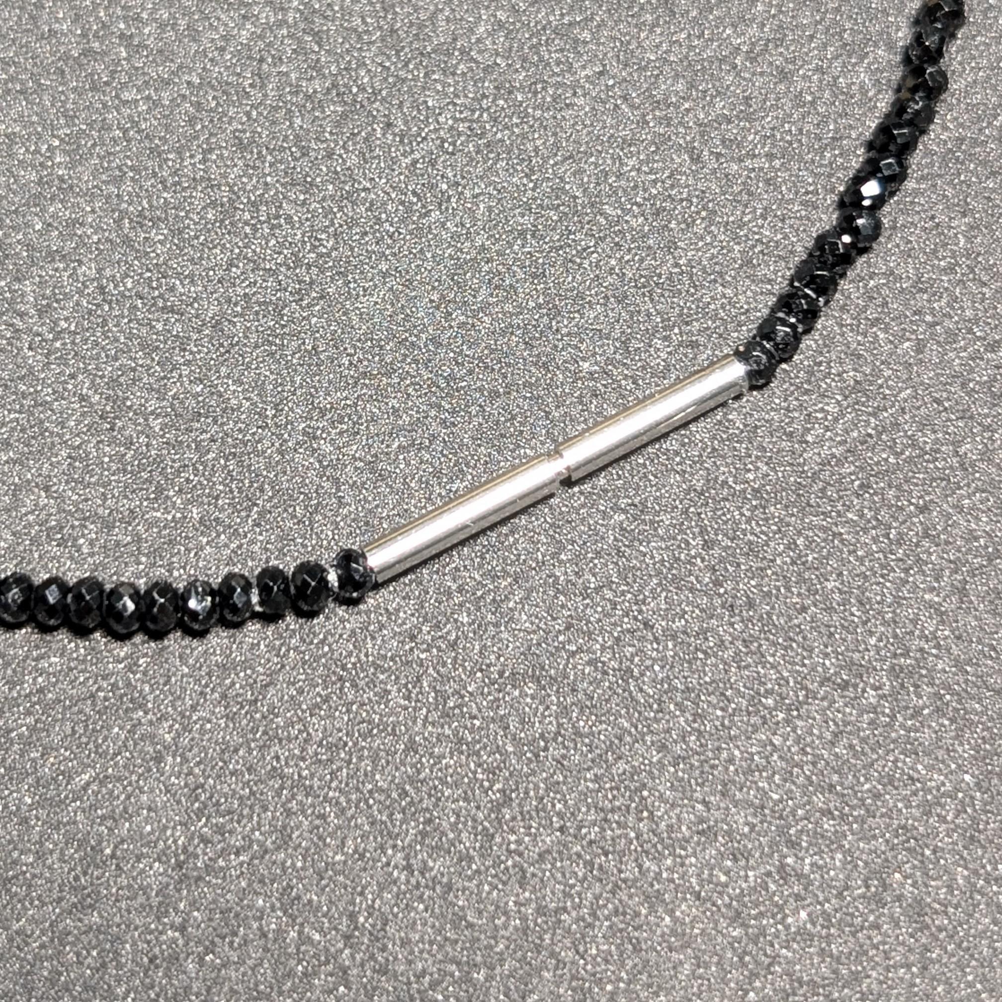 K18WG ホワイトゴールド トライアングルカット ブラックスピネル テラヘルツ ネックレス スポーツ選手愛用 ギフト | 6枚目